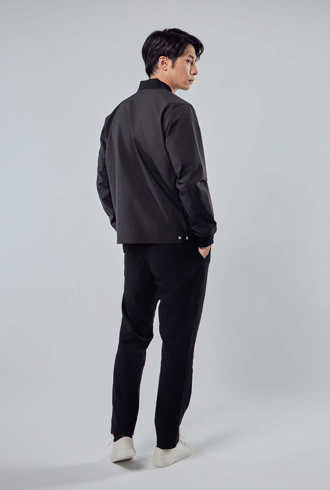 軍方行政用防潑水飛行夾克整體視覺