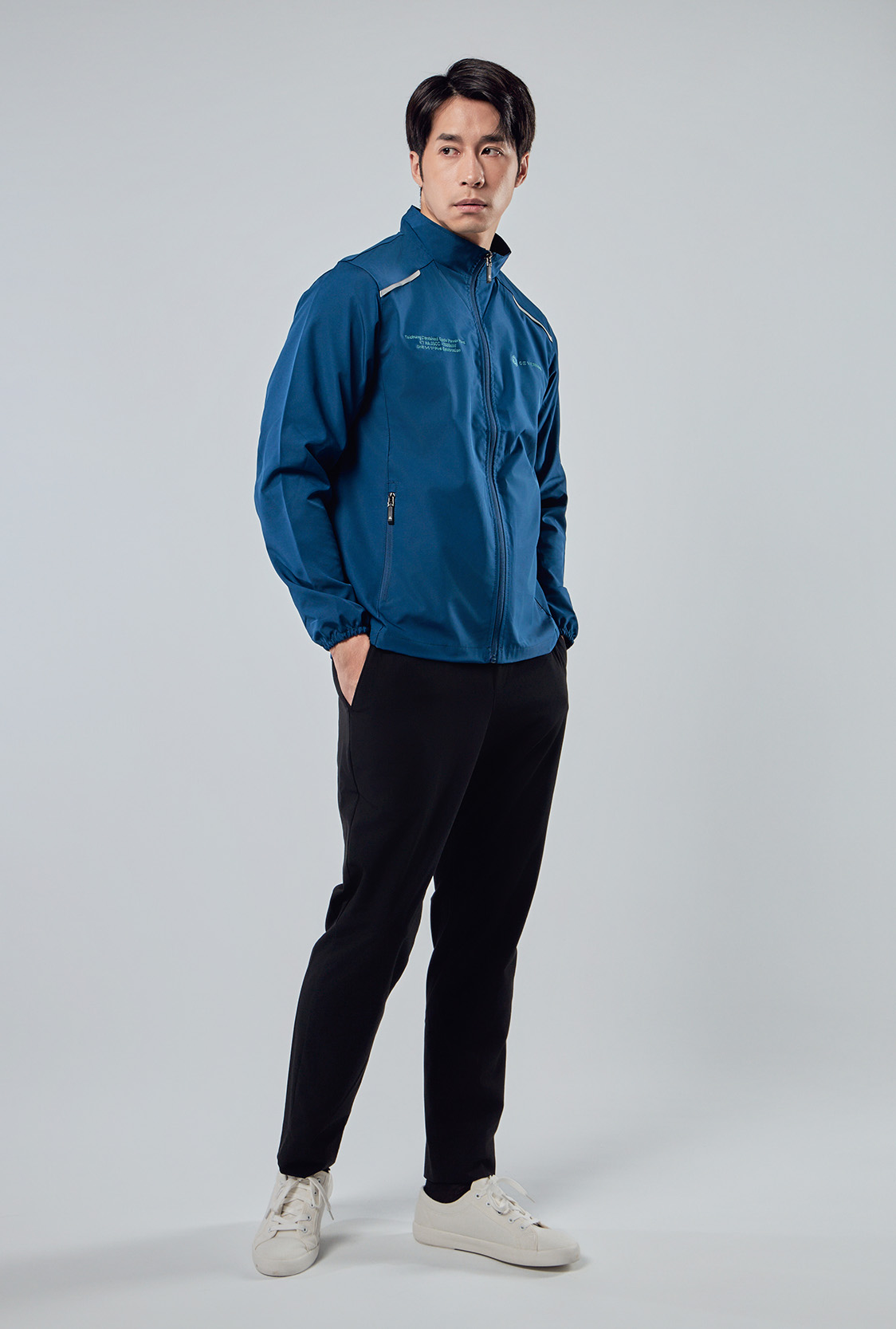台灣製造機能型雙層貼合防水企業外套多角度展示