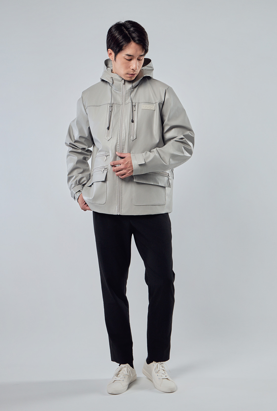 兩件式高防水企業外套｜淋膜仿皮革外件正面造型