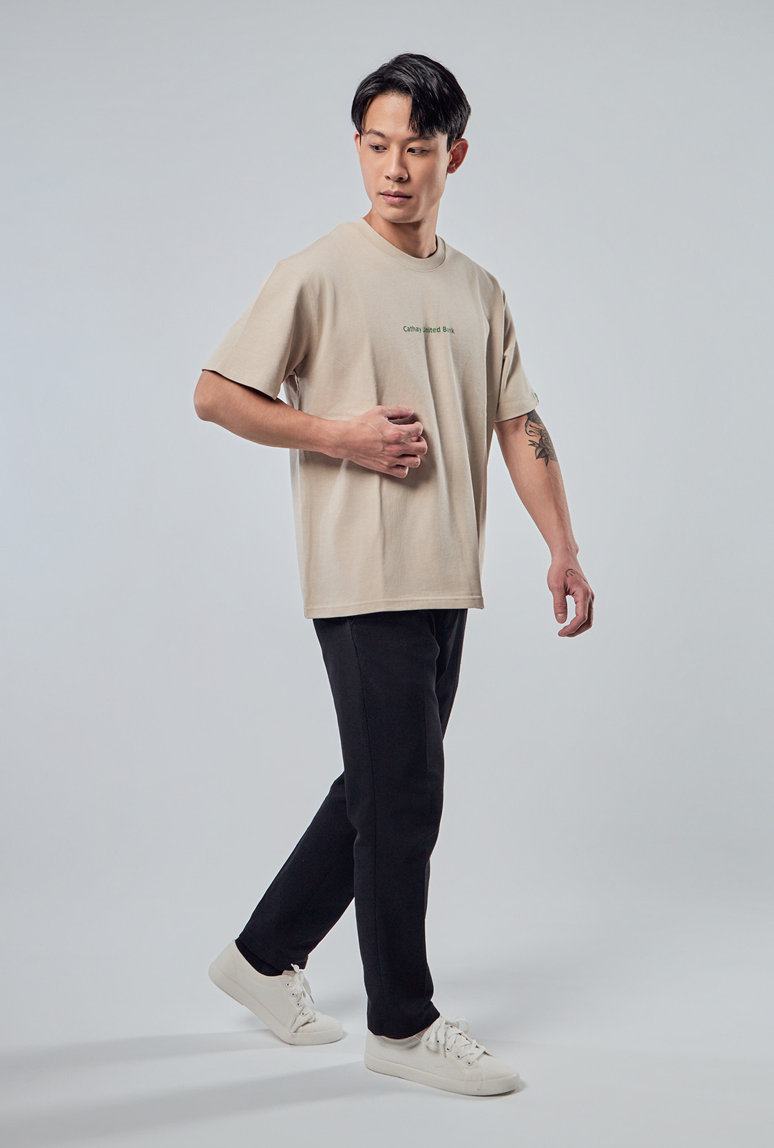 雙紗重磅T恤 布面厚實與版型細節